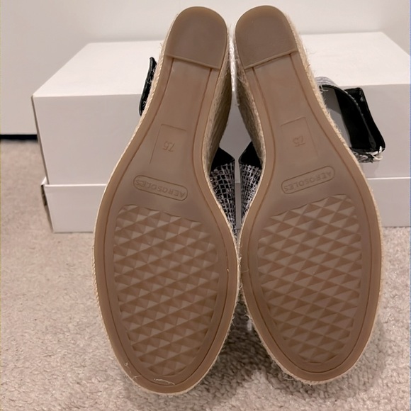 NWOT Aerosoles Martha Stewart Hillside Wedges - Picture 10 of 10